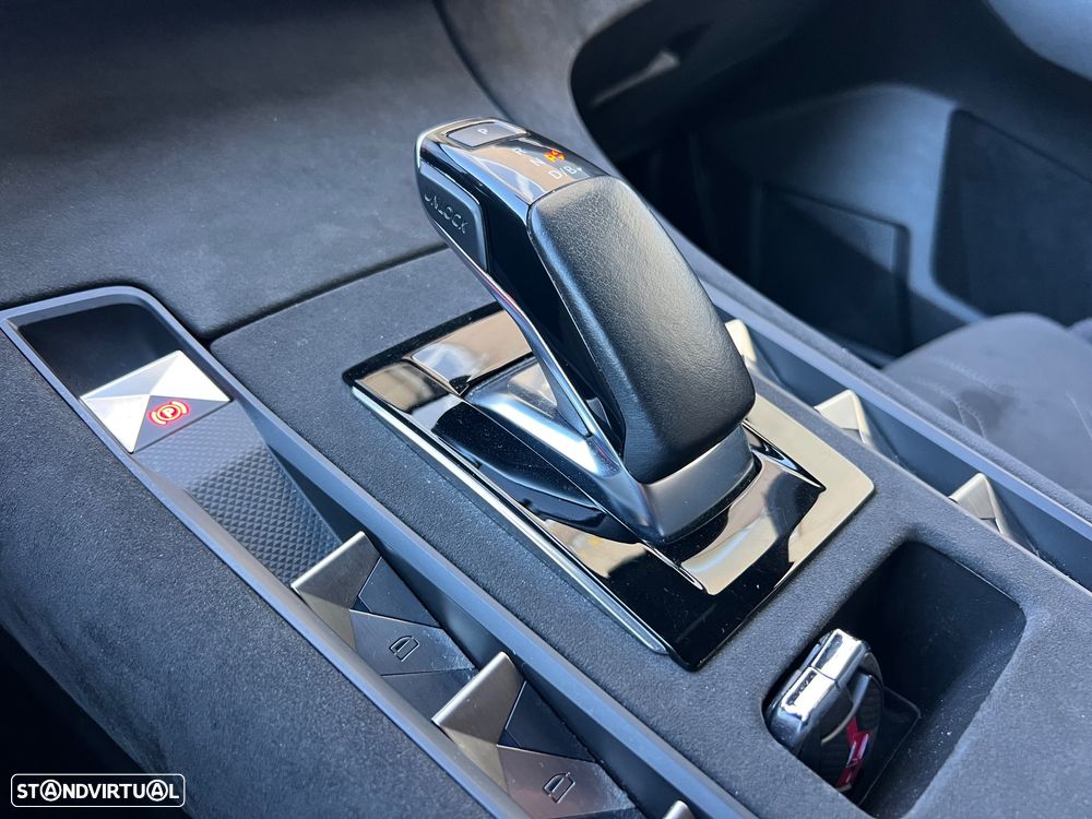 DS DS7 Crossback E-Tense Performance Line EAT8 - 45