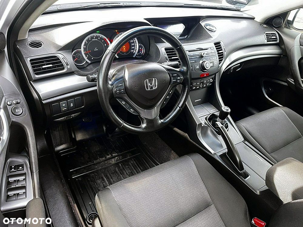 Honda Accord - 17