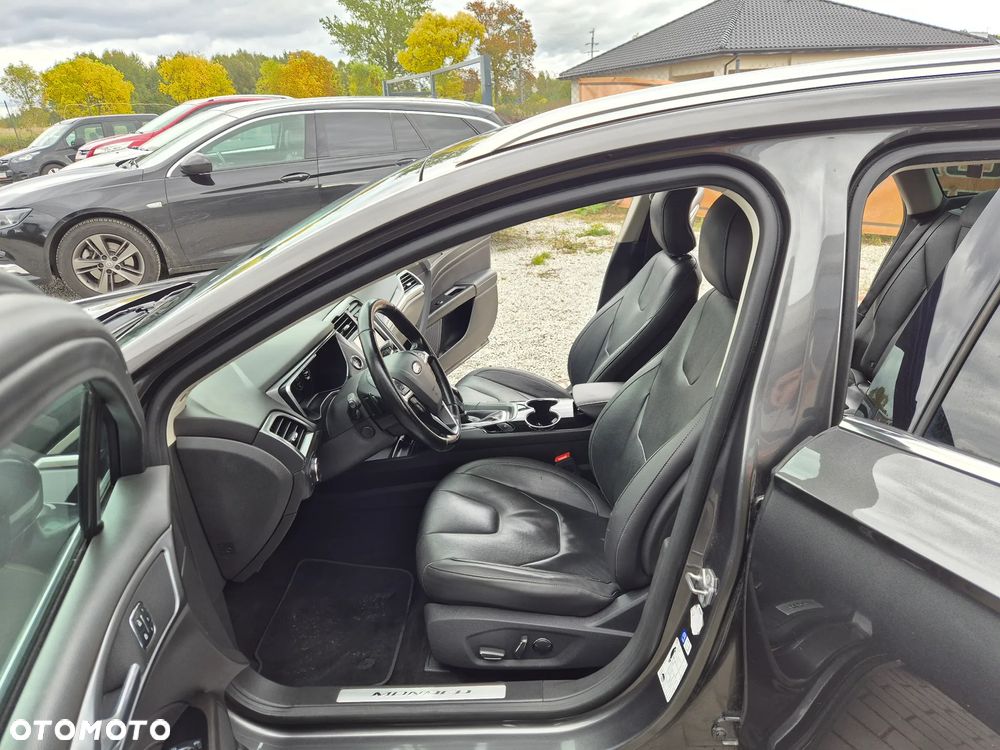 Ford Mondeo 2.0 TDCi Titanium PowerShift - 13
