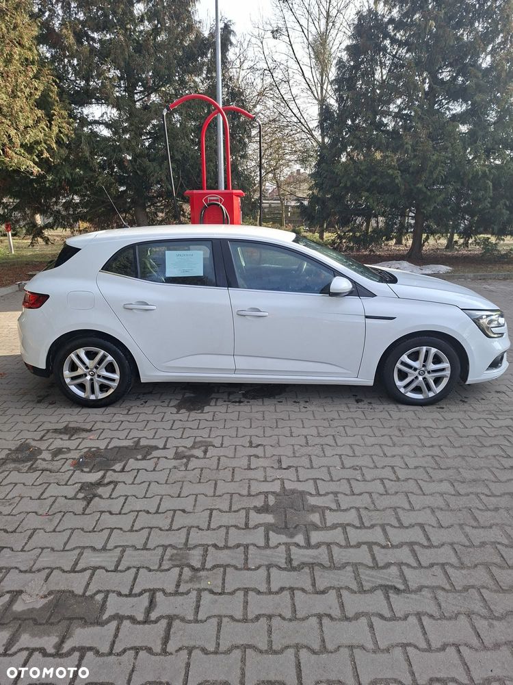 Renault Megane 1.5 Blue dCi Intens - 4