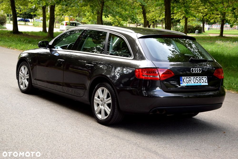 Audi A4 2.0 TDI Quattro - 9