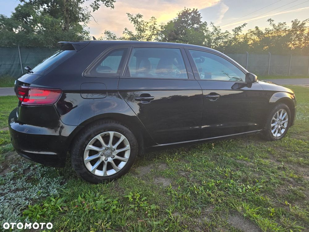 Audi A3 1.6 TDI Ambition - 2