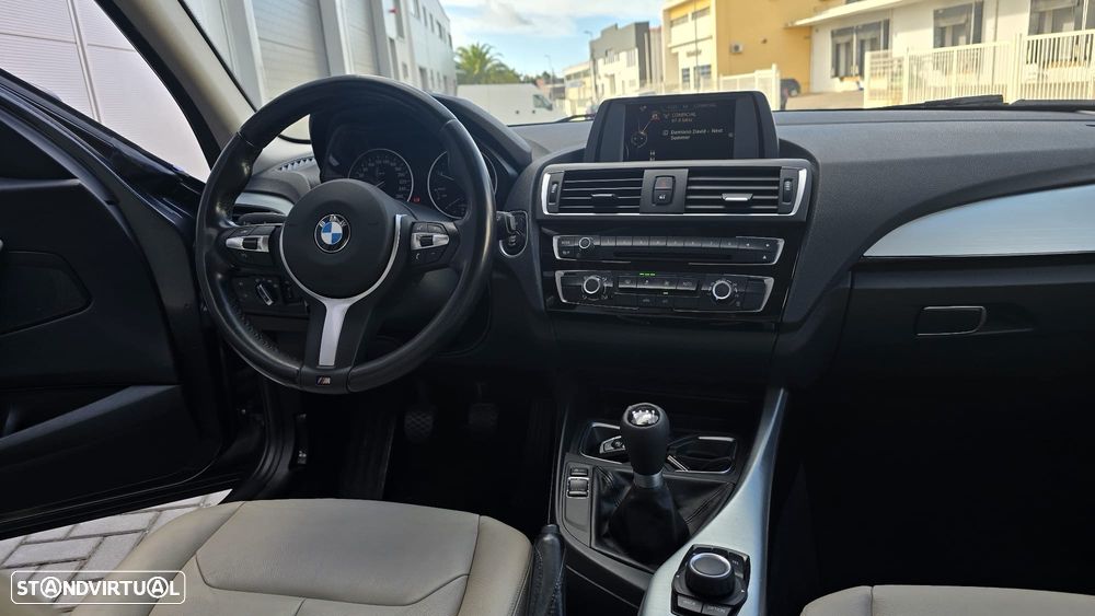 BMW 116 d Line Urban - 12