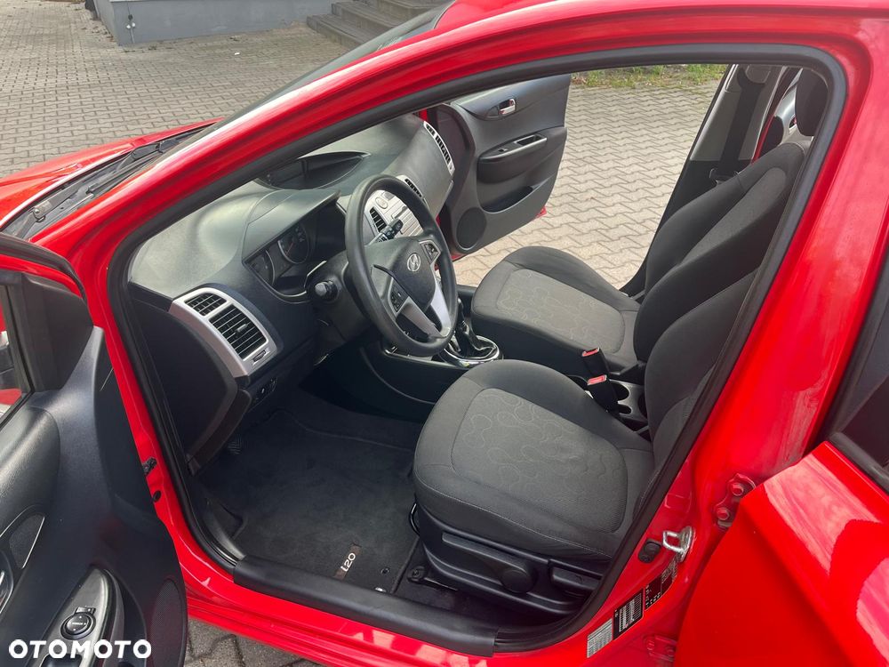 Hyundai i20 - 10
