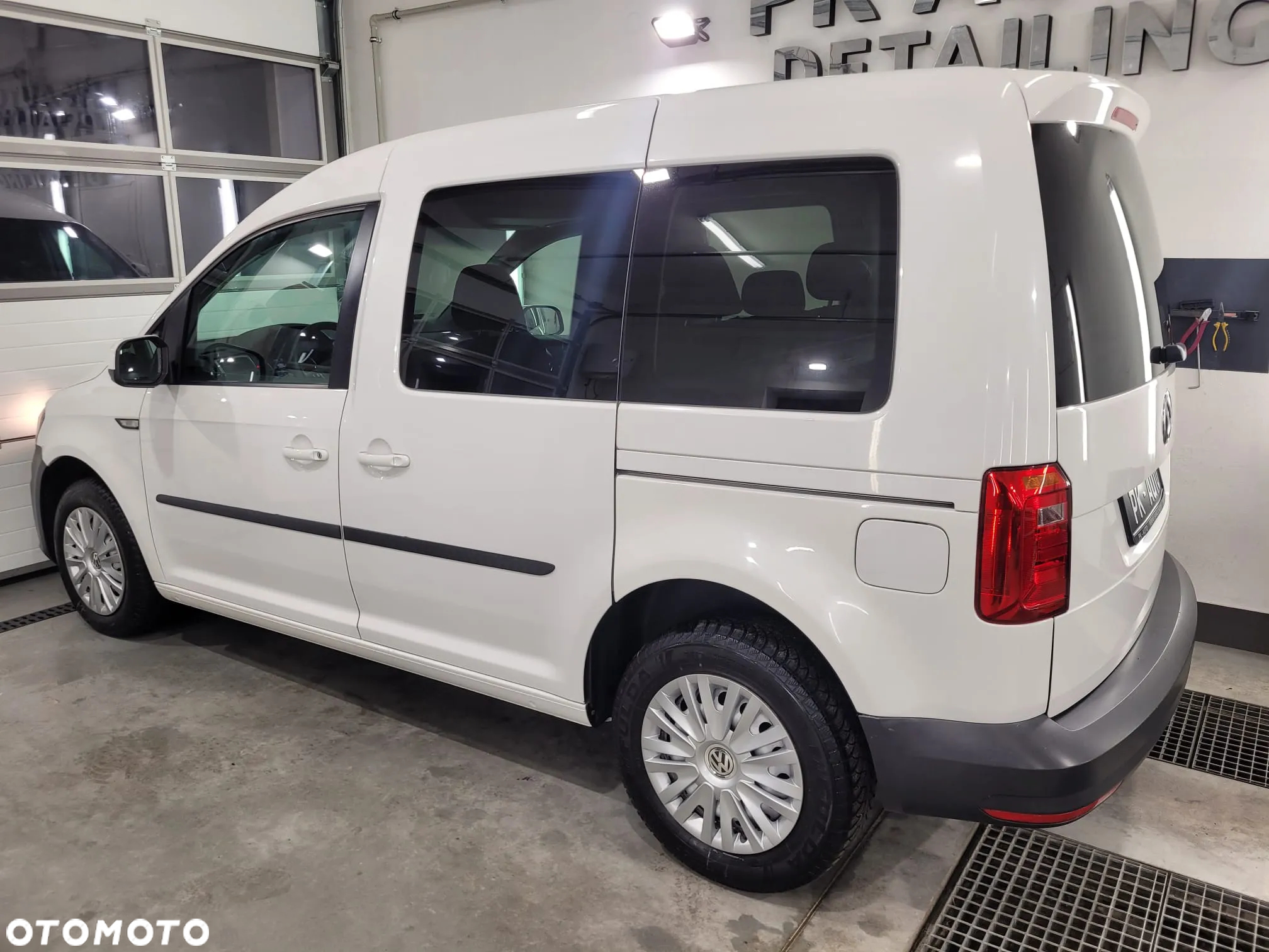 Volkswagen Caddy 2.0 TDI (5-Si.) Conceptline - 18