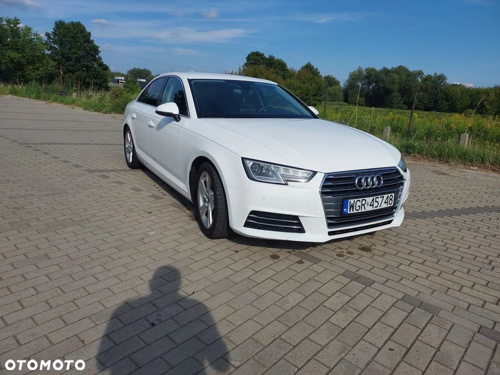 Audi A4 Limousine - 2