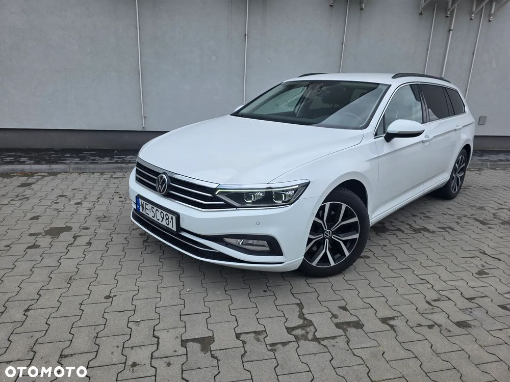 Volkswagen Passat 1.5 TSI EVO Elegance - 1