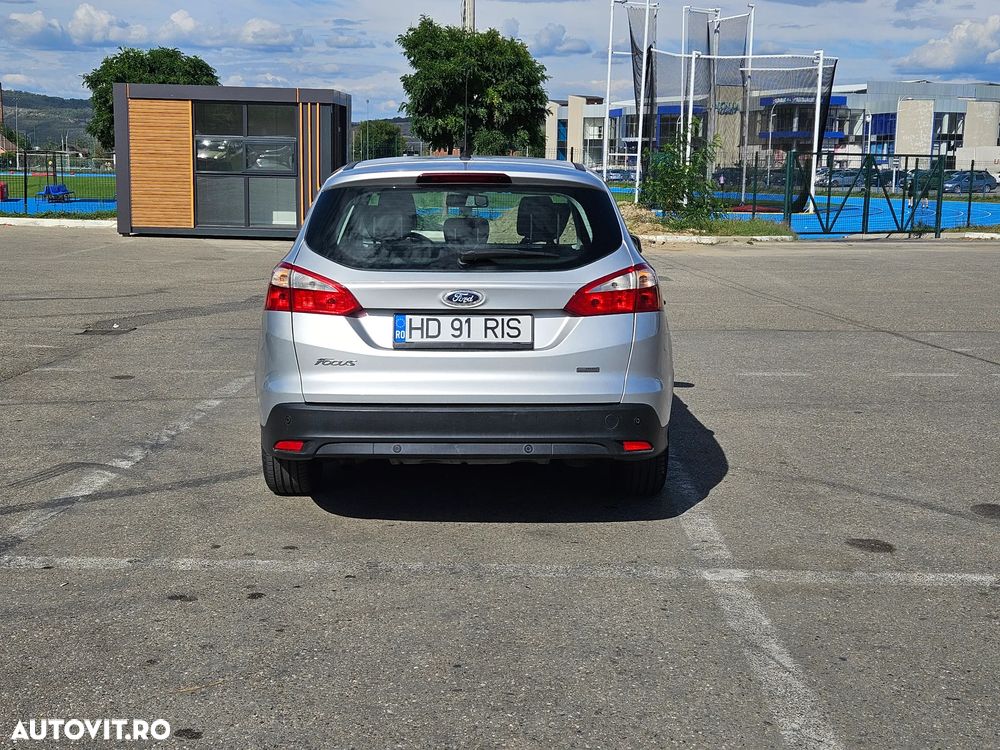 Ford Focus Turnier 1.6 TDCi ECOnetic 88g Start-Stopp-Sy Trend - 5