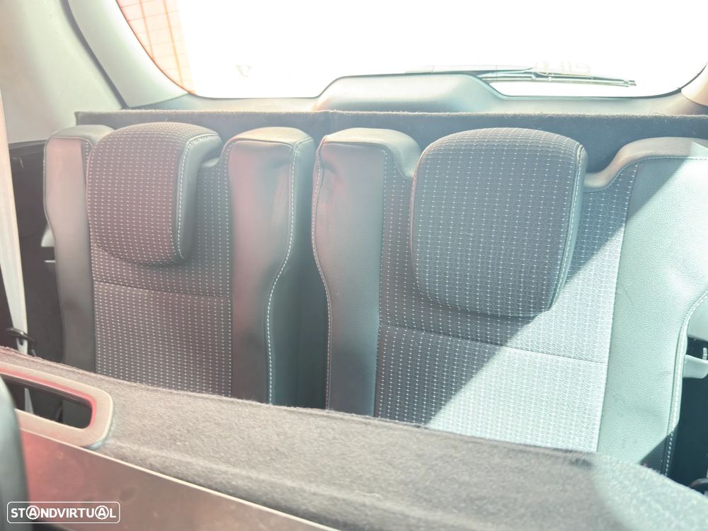 Renault Grand Scénic Energy dCi 130 Start & Stop Bose Edition - 11