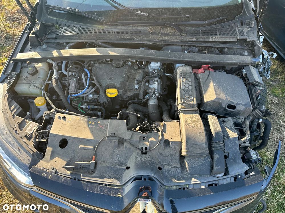 Renault Megane 1.5 Blue dCi Zen - 8