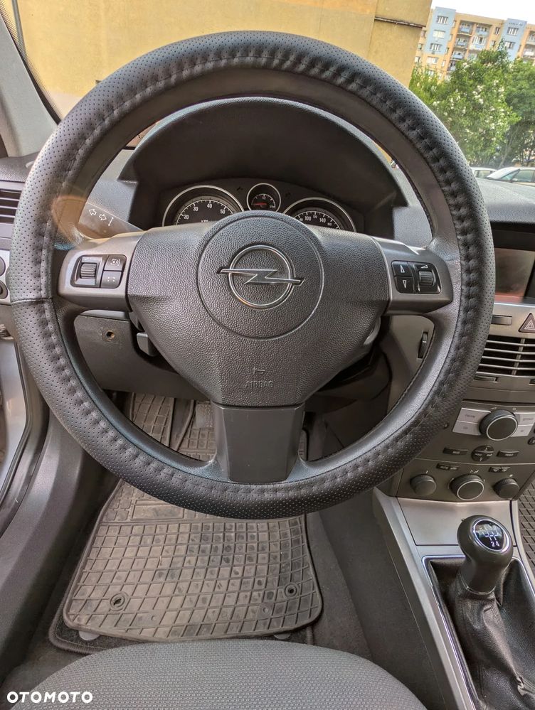 Opel Astra 1.6 Cosmo - 29