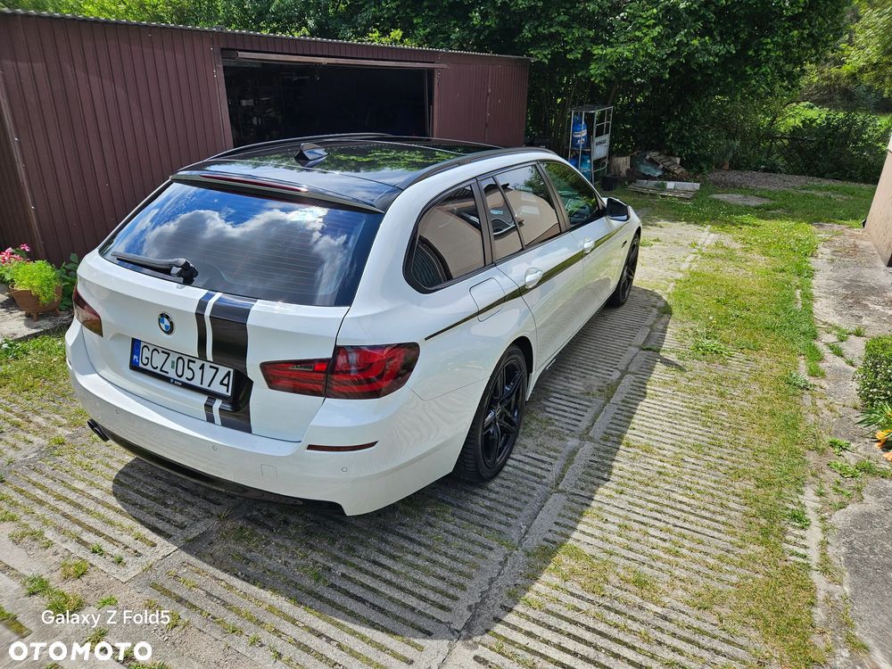BMW Seria 5 525d xDrive - 2