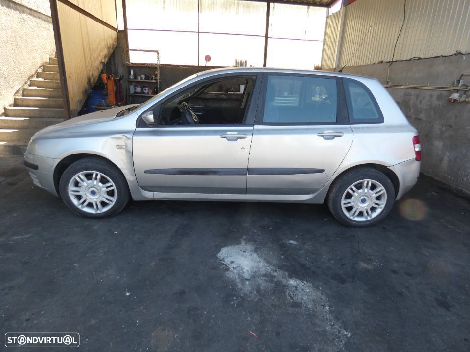 Fiat Stilo 2002 para peças - 1