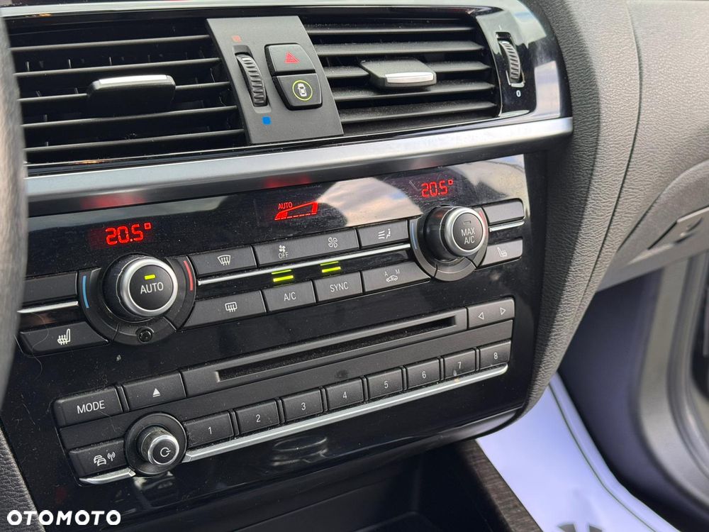 BMW X3 28i xDrive - 29