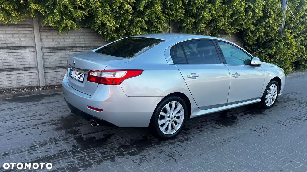 Renault Latitude - 3