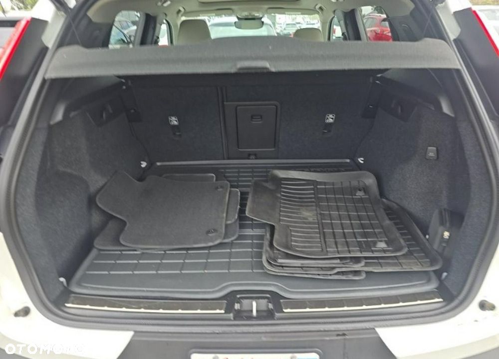 Volvo XC 40 B5 B AWD Ultimate Bright - 12
