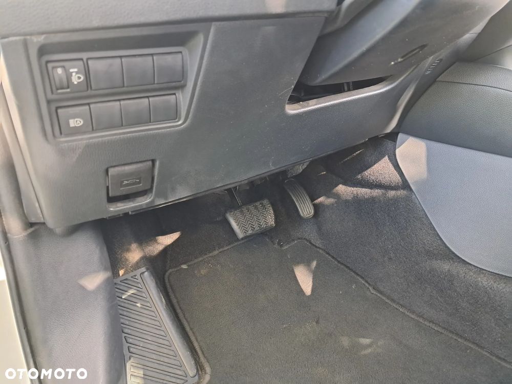 Toyota Yaris - 32