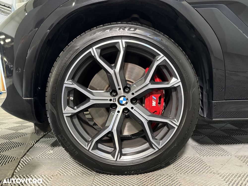 BMW X6 M M50i - 14