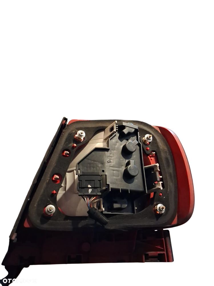 Lampa Tył Tylna Lampa LEWA AUDI A4 B6 - 2