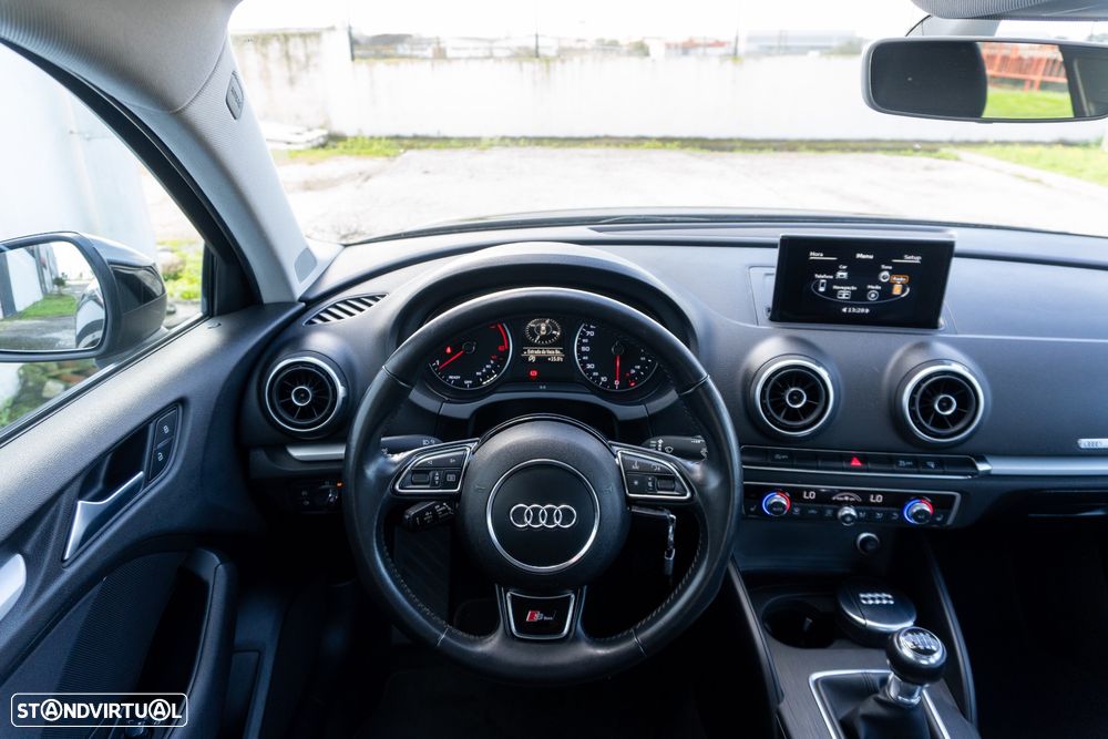 Audi A3 Limousine 1.6 TDI S-line - 24