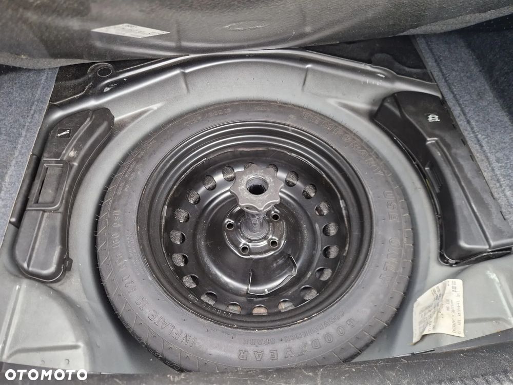 Audi A4 Limousine - 21