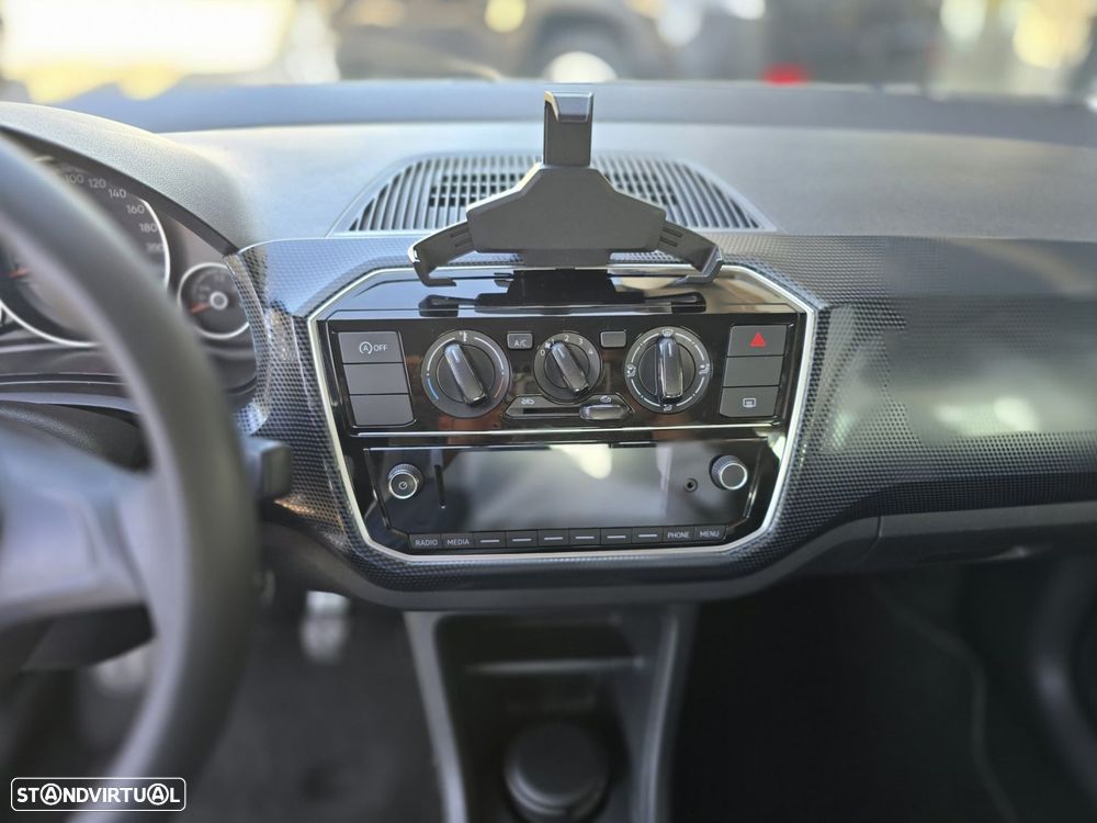 VW Up! - 15