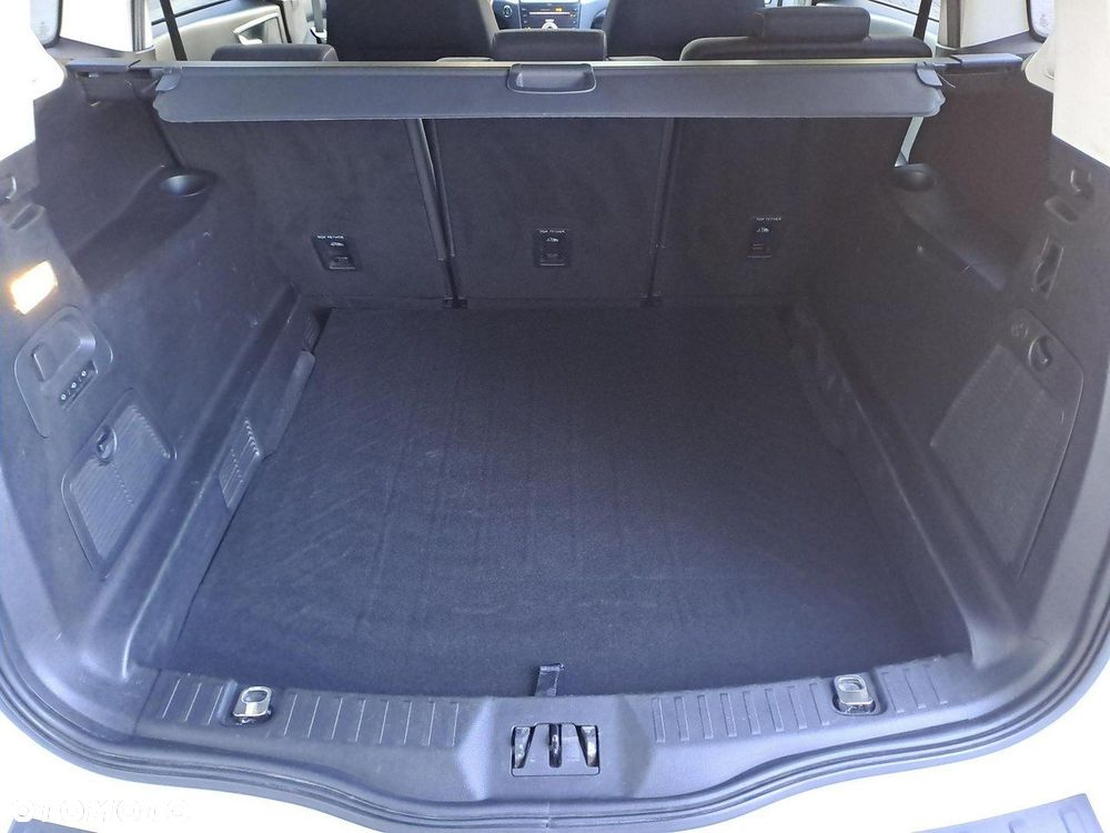 Ford S-Max - 15