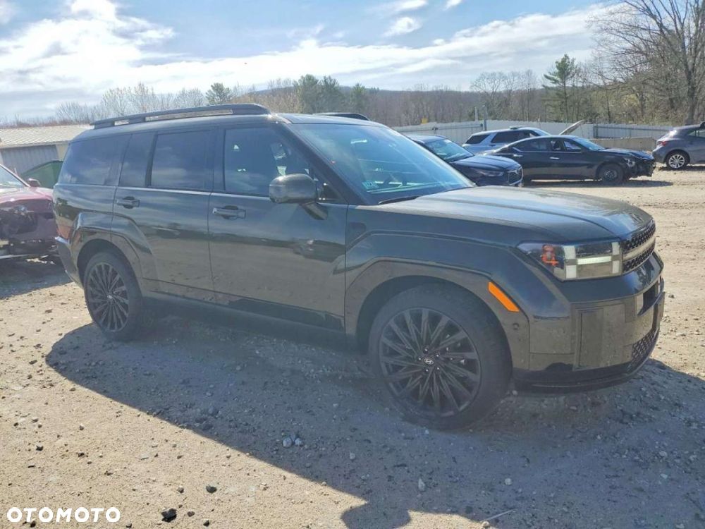 Hyundai Santa Fe - 3