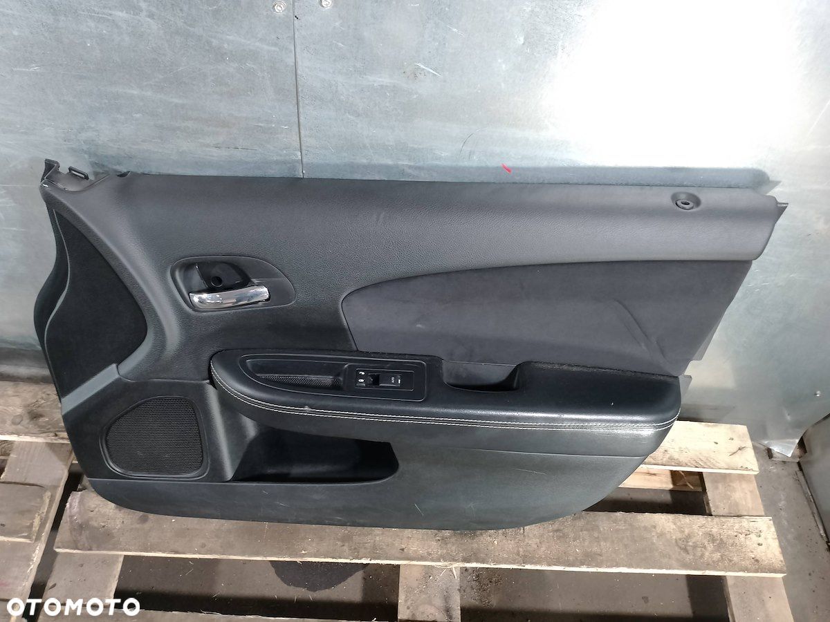 BOCZEK, TAPICERKA DRZWI PRAWY PRZÓD CHRYSLER 200 (JS) 1VD001X9AA   BN624495 - 1
