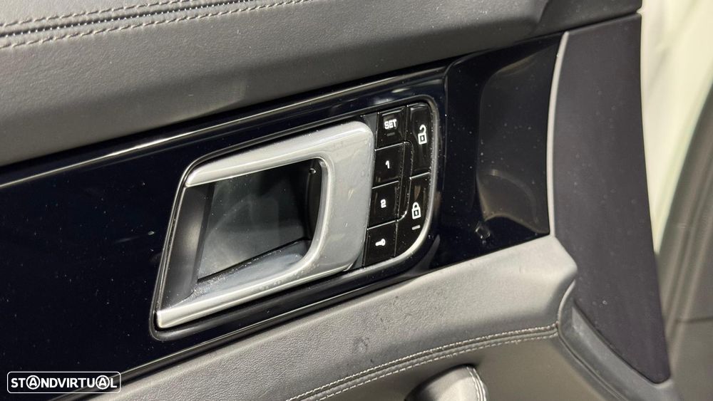 Porsche Panamera Sport Turismo 4 E-Hybrid - 9