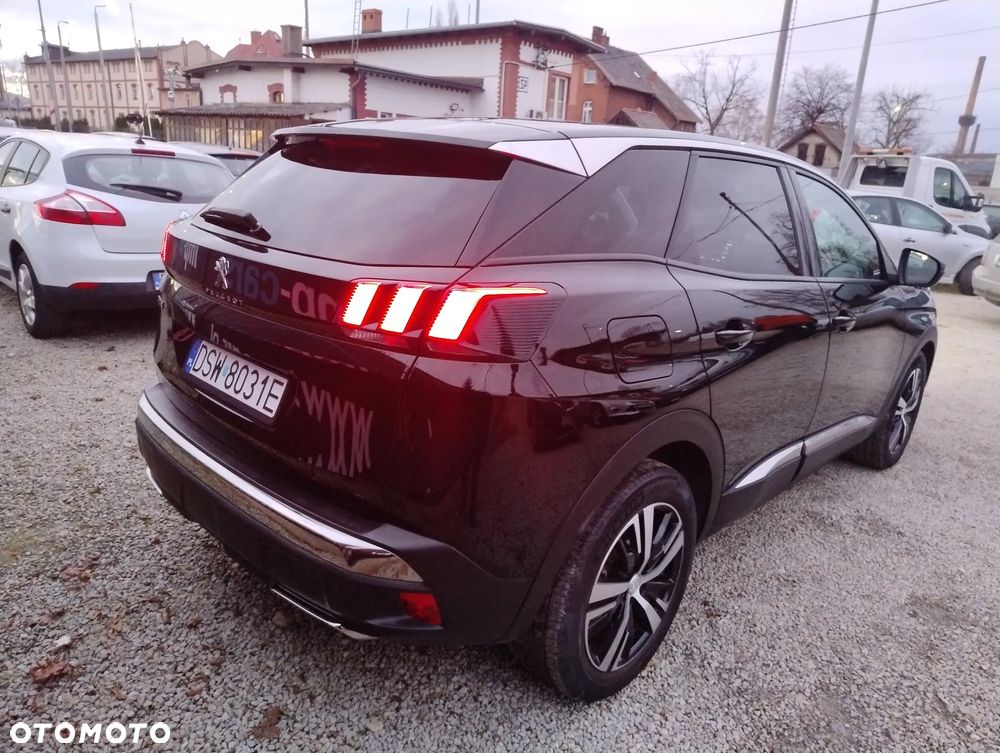 Peugeot 3008 BlueHDi 130 Stop & Start EAT8 Allure - 4