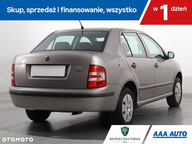 Skoda Fabia - 6