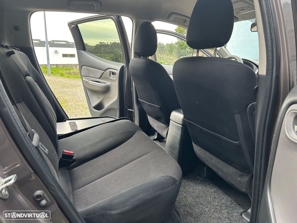 Mitsubishi L200 - 17