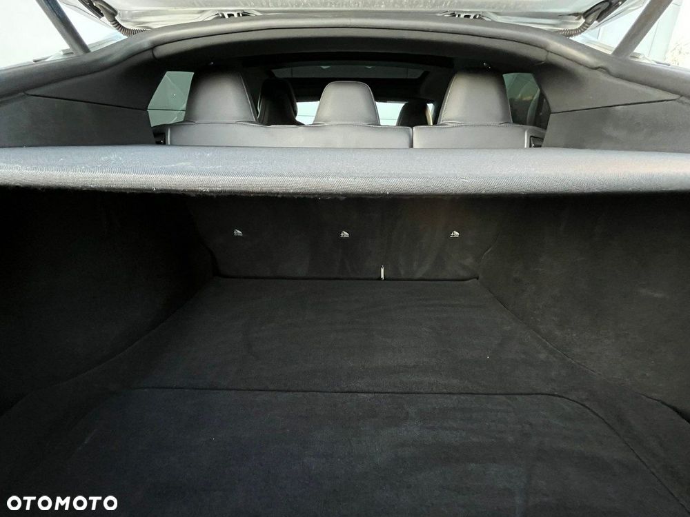 Tesla Model S 75 - 14