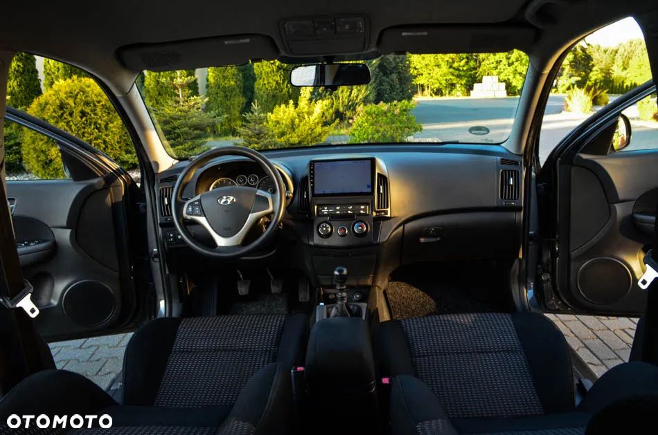 Hyundai i30 1.6 Comfort - 15