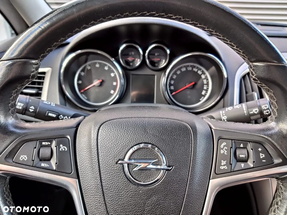 Opel Astra 1.4 Turbo Exklusiv - 16