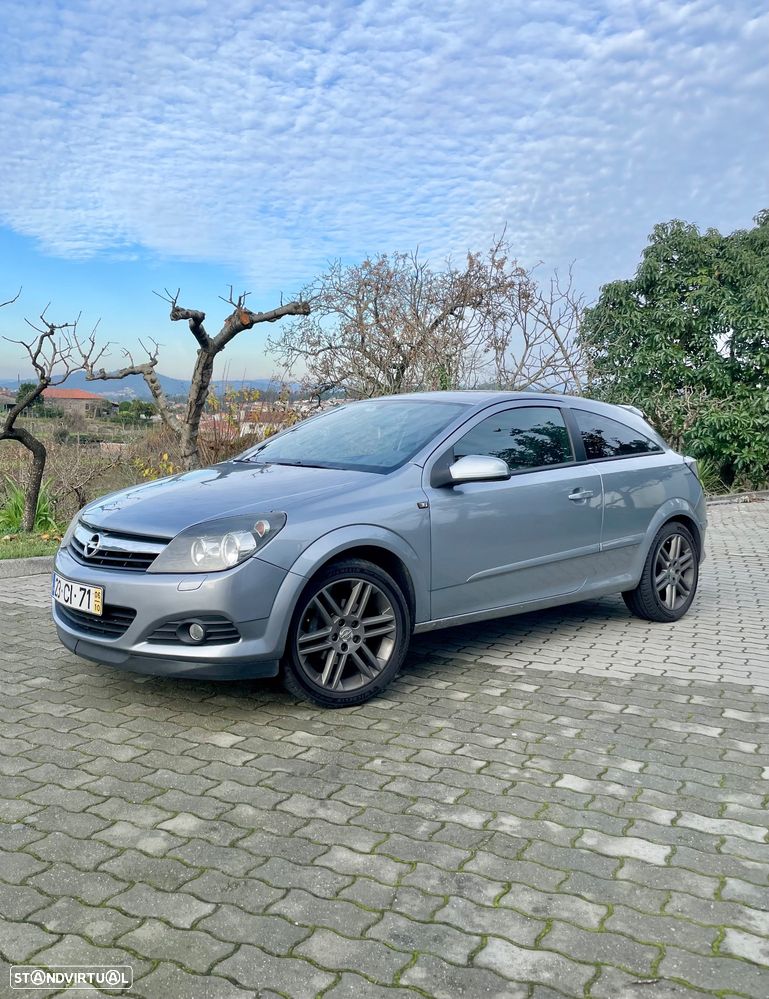 Opel Astra GTC 1.3 CDTI - 1