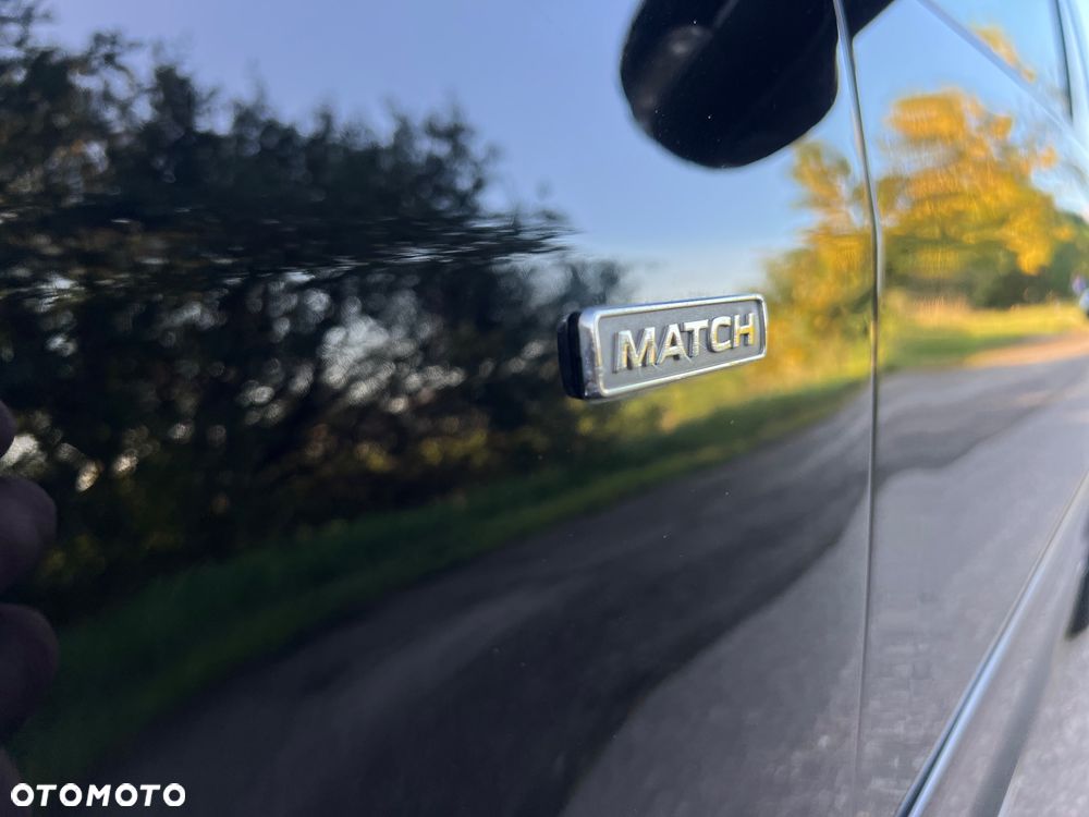 Volkswagen Touran 2.0 TDI DPF Highline Perfectline DSG - 26