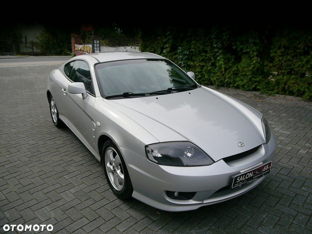 Hyundai Coupe - 3