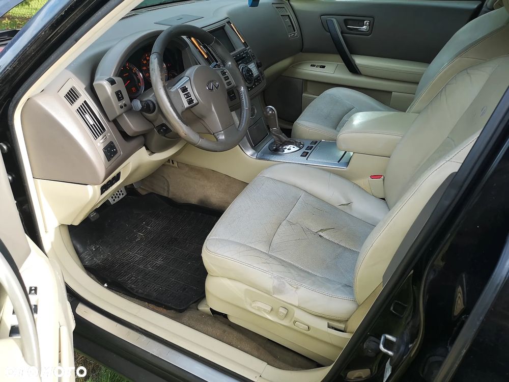 Infiniti FX FX35 - 5