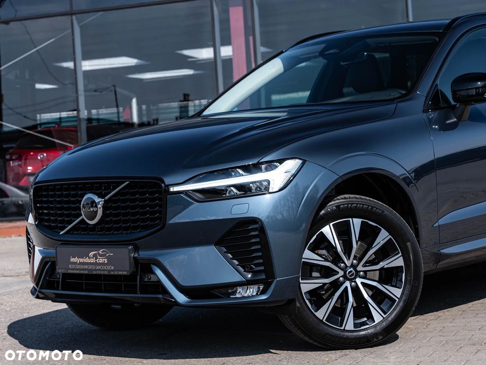 Volvo XC 60 B5 B AWD Plus Dark - 8