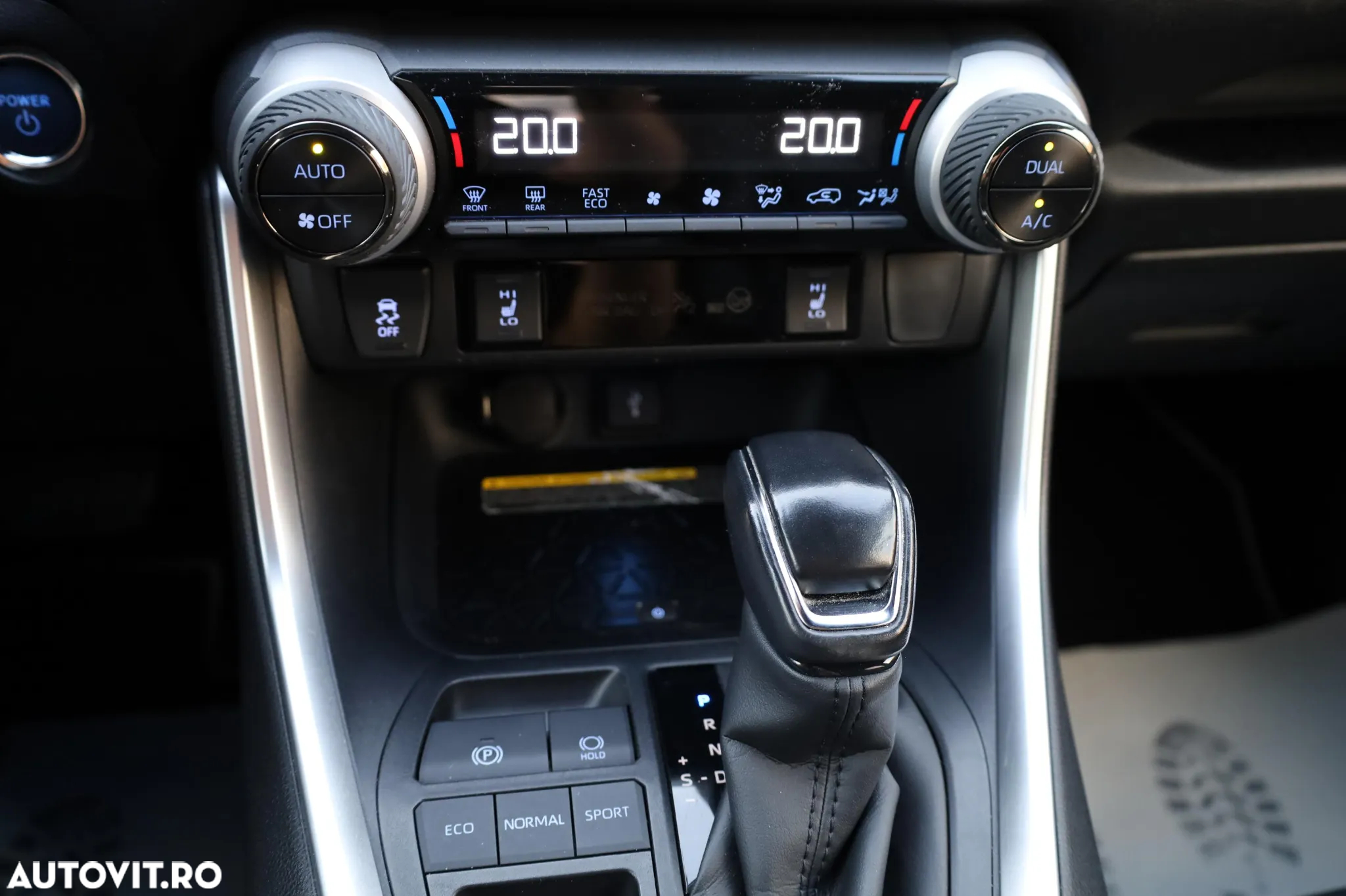 Toyota RAV4 2.5 4x2 Hybrid Style Selection - 12