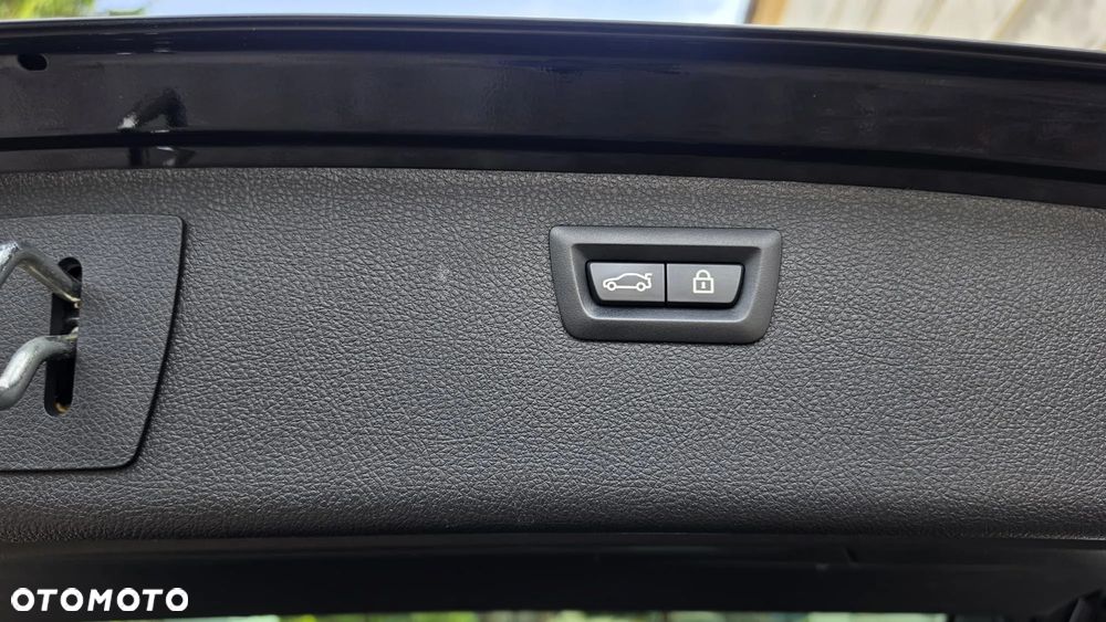BMW Seria 3 330d M Sport - 19