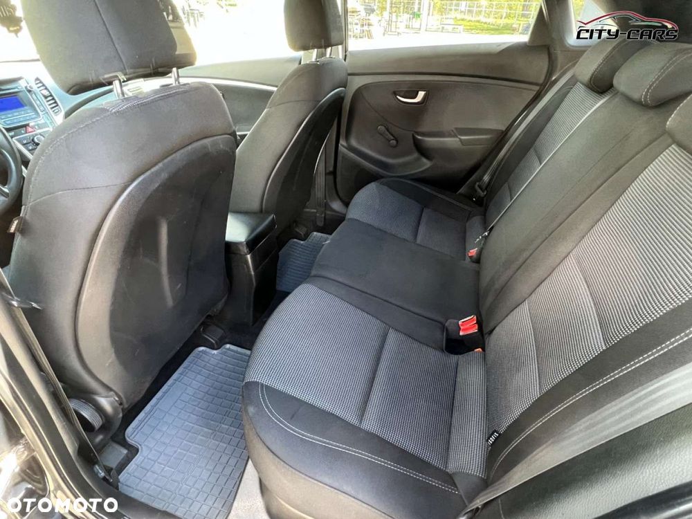 Hyundai i30 - 19