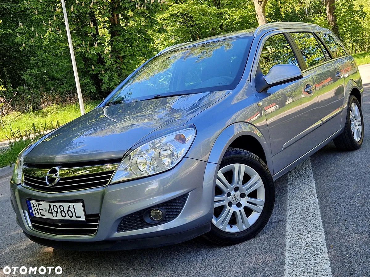 Opel Astra 1.6 Caravan Cosmo - 12