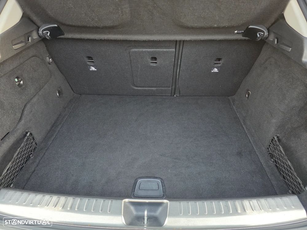 Mercedes-Benz GLA 200 (CDI) d Urban - 35