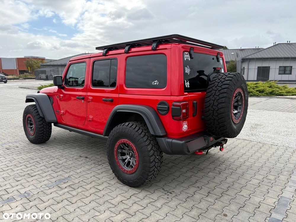 Jeep Wrangler - 4