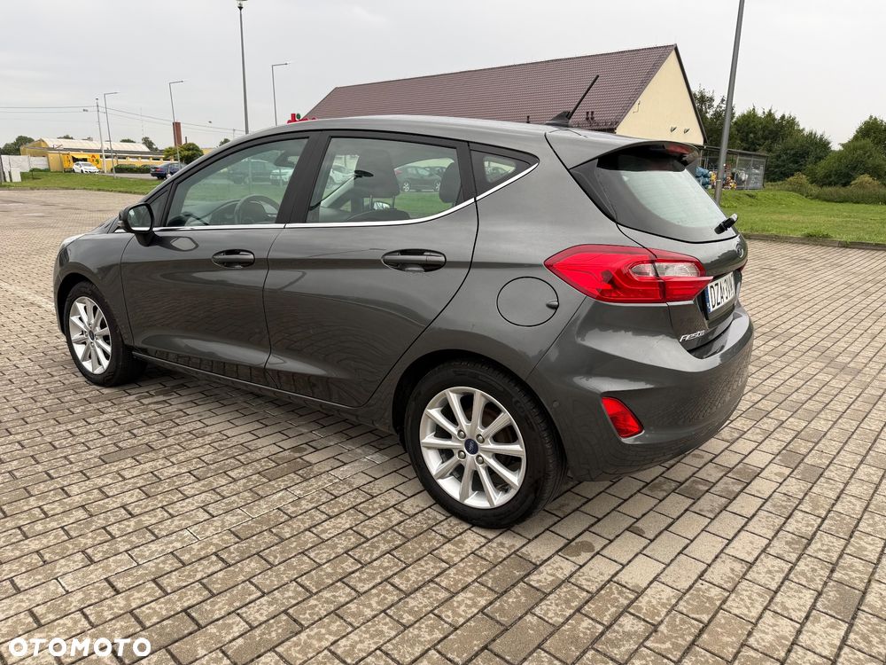 Ford Fiesta 1.0 EcoBoost S&S TITANIUM - 4