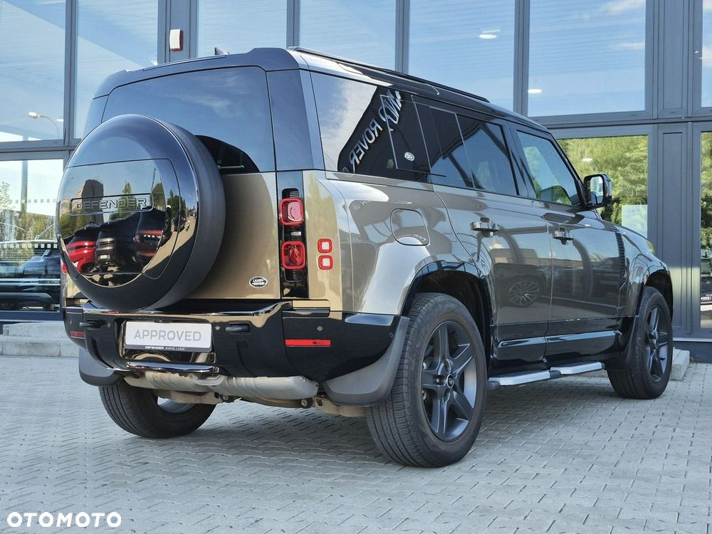 Land Rover Defender - 13