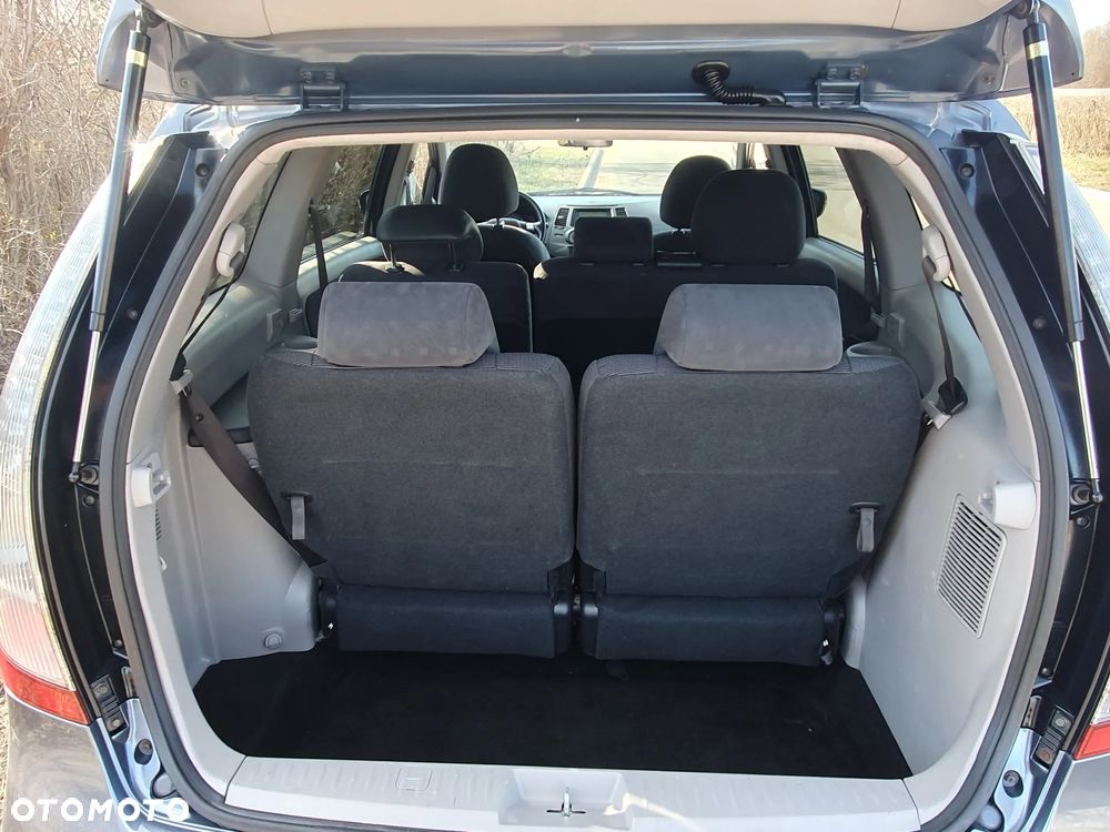 Mitsubishi Grandis 2.4 Motion - 30